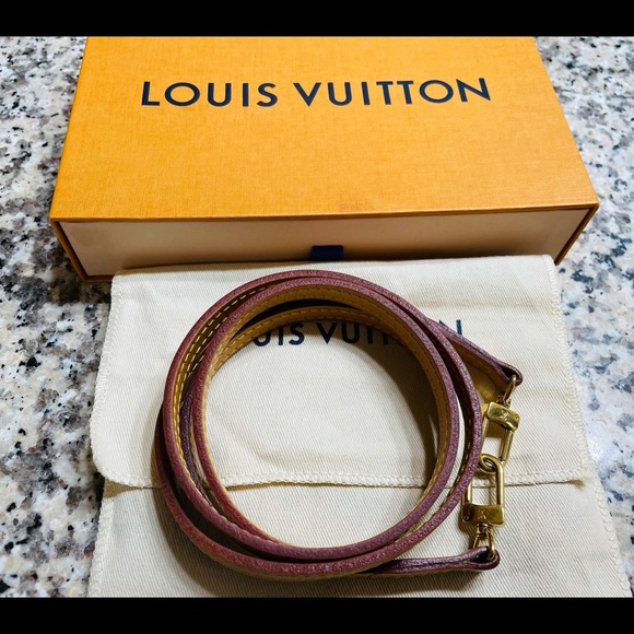 Sold-Louis Vuitton vachetta crossbody strap - Picture 1 of 5